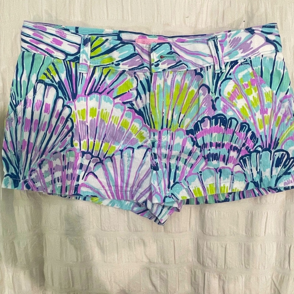 Girls Lilly Pulitzer size 7 shorts